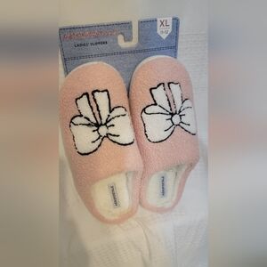 Aeropostale Bow Slippers XL NWT